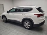Used 2023 Hyundai Santa Fe SEL image 3