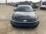 Used 2024 Hyundai Elantra SEL image 2