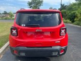 Used 2018 Jeep Renegade Latitude image 4