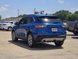 Used 2020 Ford Escape Titanium image 4