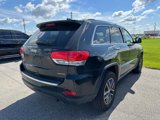 Used 2017 Jeep Grand Cherokee Limited w/ Luxury Group II image 4
