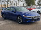 New 2025 Hyundai Elantra SEL image 3