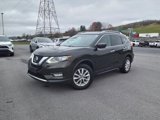 Used 2017 Nissan Rogue SV w/ SV Family Package image 2