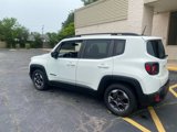Used 2017 Jeep Renegade Sport w/ Power & Air Group image 3