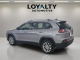 Used 2019 Jeep Cherokee Latitude w/ Popular Appearance Group image 3