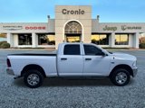 Used 2015 RAM 2500 Tradesman w/ Chrome Appearance Group image 2