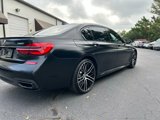 Used 2019 BMW 750i w/ Executive Package image 3