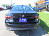 Used 2024 Volkswagen Jetta SE image 4