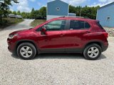 Used 2022 Chevrolet Trax LT w/ LT Convenience Package image 2