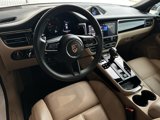 Certified 2024 Porsche Macan image 4