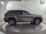 Used 2018 Jeep Grand Cherokee Limited image 5