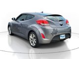 Used 2017 Hyundai Veloster image 3