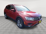 Used 2020 Volkswagen Tiguan SE R-Line image 4