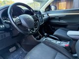 Used 2016 Mitsubishi Outlander SE image 6
