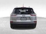 Used 2019 Jeep Cherokee Latitude w/ Popular Appearance Group image 4