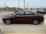 Used 2017 Ford Fusion SE w/ Fusion SE Technology Package image 6
