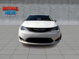 Used 2019 Chrysler Pacifica Limited w/ Tire & Wheel Group image 2