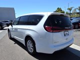 Certified 2024 Chrysler Pacifica Touring-L image 3
