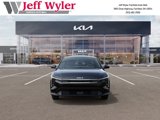 New 2025 Kia K4 LXS image 2