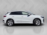 Used 2023 Audi Q4 e-tron Prestige image 3