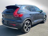 Certified 2021 Volvo XC40 T5 Momentum w/ Premium Package image 5