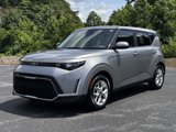 Used 2023 Kia Soul LX w/ LX Technology Package image 2