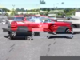 Used 2023 GMC Acadia SLT image 2