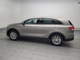 Used 2018 Kia Sorento LX image 3