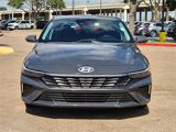Used 2024 Hyundai Elantra SE image 2