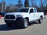 Used 2018 Toyota Tacoma SR image 2