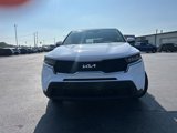 Used 2023 Kia Sorento LX image 2