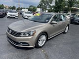 Used 2016 Volkswagen Passat 1.8T SE image 2