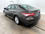 Used 2018 Toyota Camry LE image 4