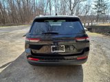New 2025 Jeep Grand Cherokee Altitude image 4