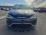 Used 2019 Chrysler Pacifica Limited image 2