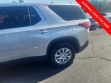 Used 2020 Chevrolet Traverse LS image 2