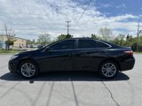 Used 2017 Toyota Camry SE image 5