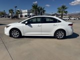 Used 2022 Toyota Corolla LE image 2