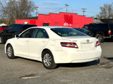 Used 2010 Toyota Camry LE image 5