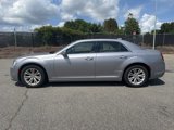 Used 2016 Chrysler 300 C image 5
