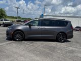 Used 2020 Chrysler Pacifica Touring-L w/ S Appearance Package image 2