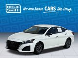 Used 2024 Nissan Altima 2.5 SV image 2