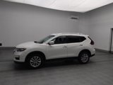 Used 2018 Nissan Rogue SV image 2
