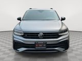 Used 2023 Volkswagen Tiguan SE R-Line image 2