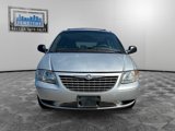 Used 2003 Chrysler Voyager LX image 3