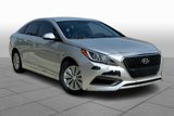 Used 2016 Hyundai Sonata SE image 2