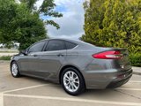 Used 2020 Ford Fusion SE image 4