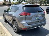 Used 2017 Nissan Rogue SL image 5