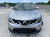 Used 2018 Nissan Rogue Sport SV image 2