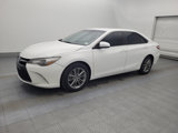 Used 2016 Toyota Camry SE image 2